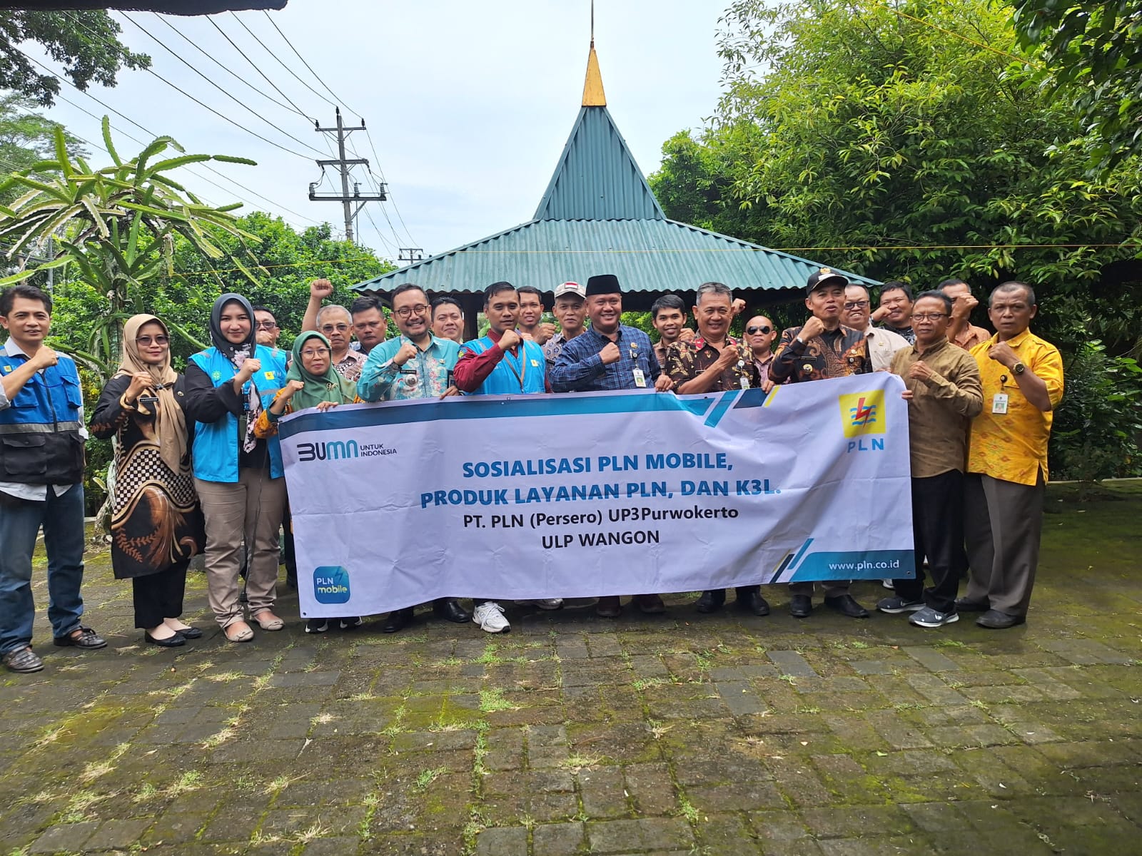 PLN ULP Wangon & PLN Icon Plus Purwokerto Gelar Sosialisasi dan Pemasaran Bersama di Kecamatan Karangpucung